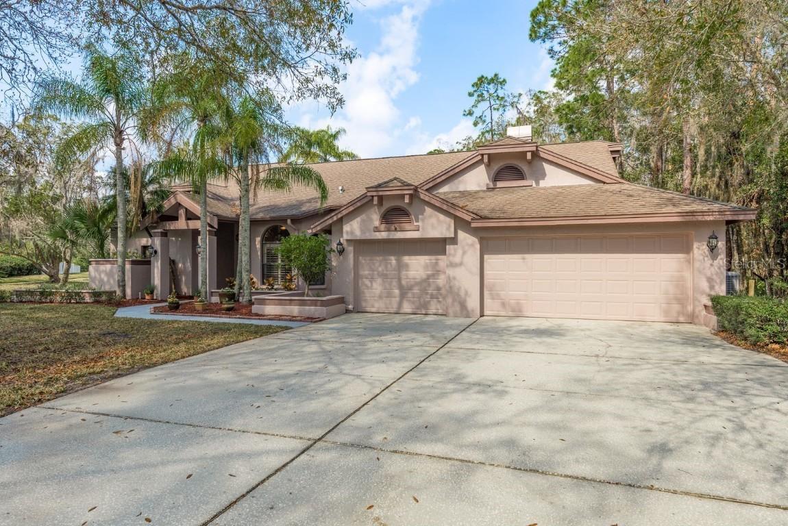 170 Greenhaven Cir., Oldsmar, FL 34677