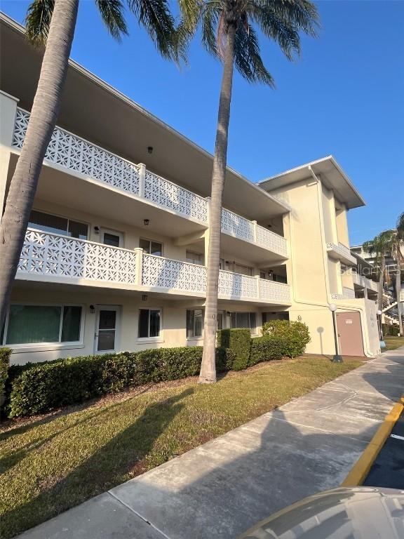 1235 S Highland Ave. #3-303, Clearwater, FL 33756