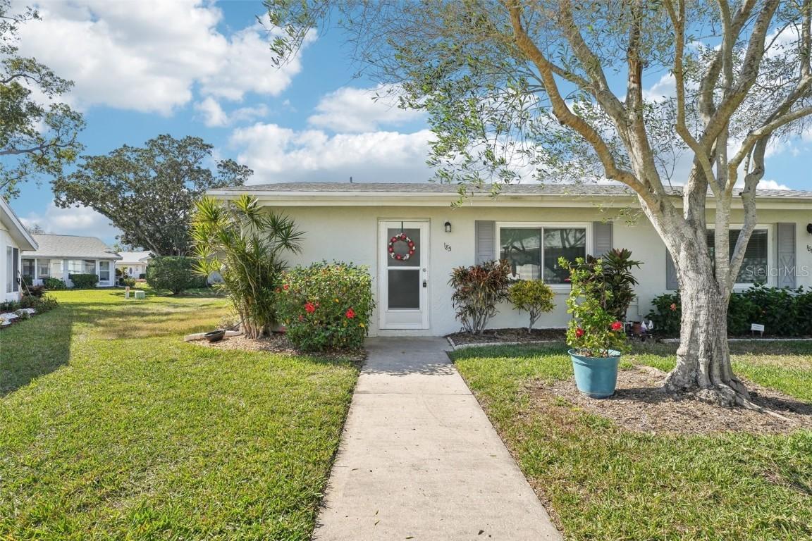 301 Andover Pl. #185, Sun City Center, FL 33573