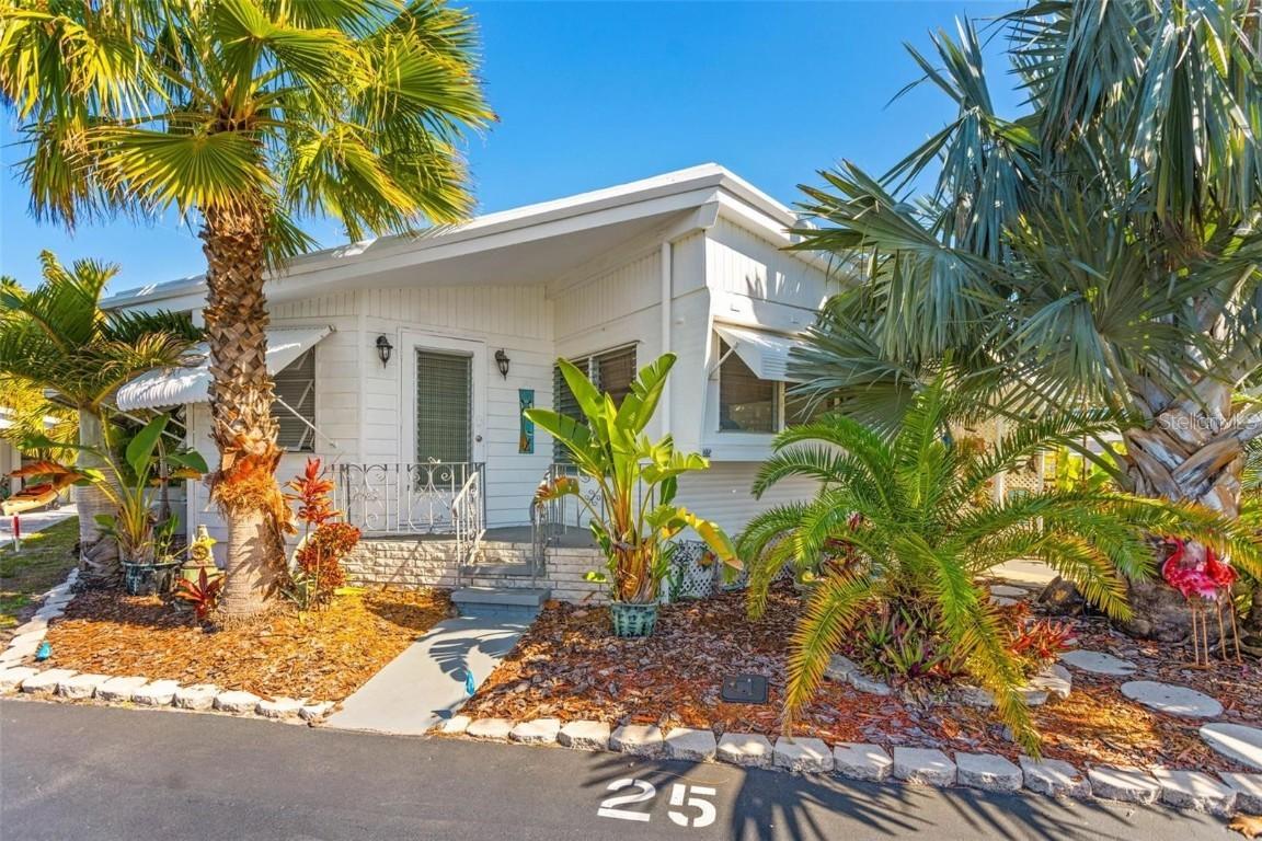 4851 W Gandy Blvd. #B2L25, Tampa, FL 33611