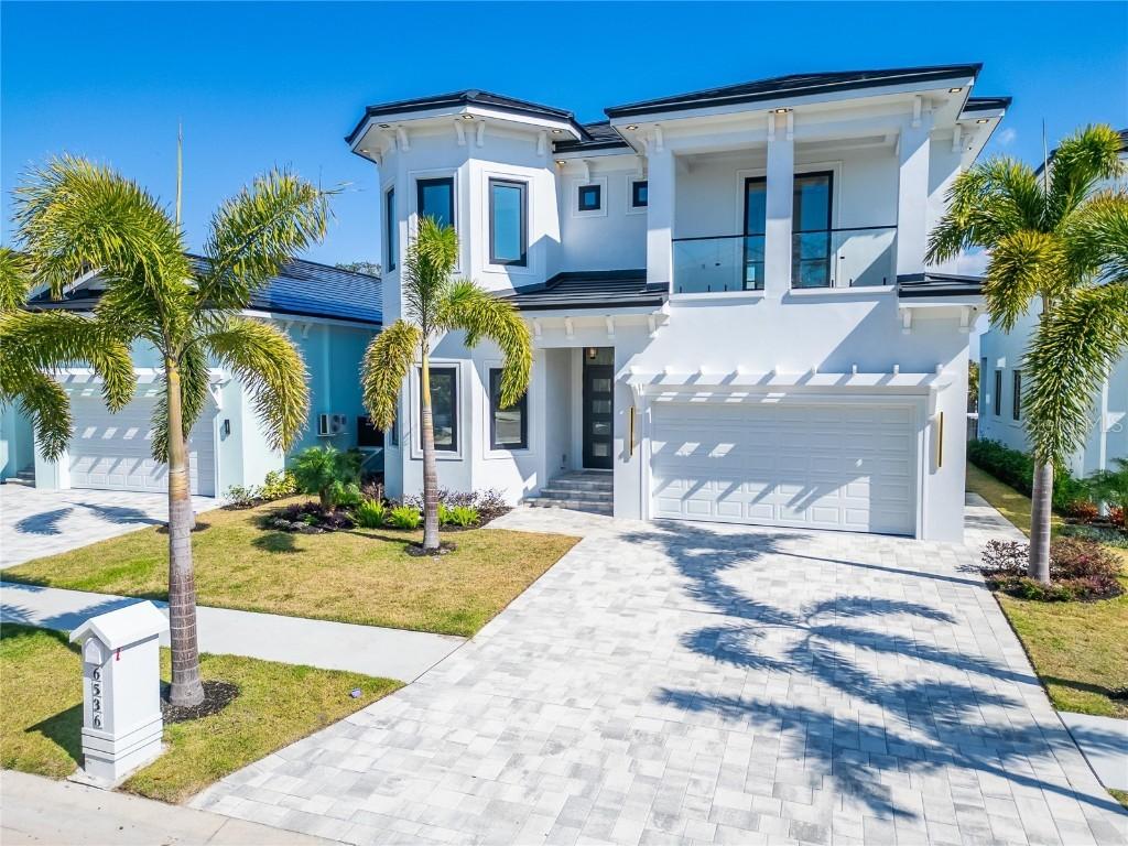 6536 Simone Shores Cir., Apollo Beach, FL 33572