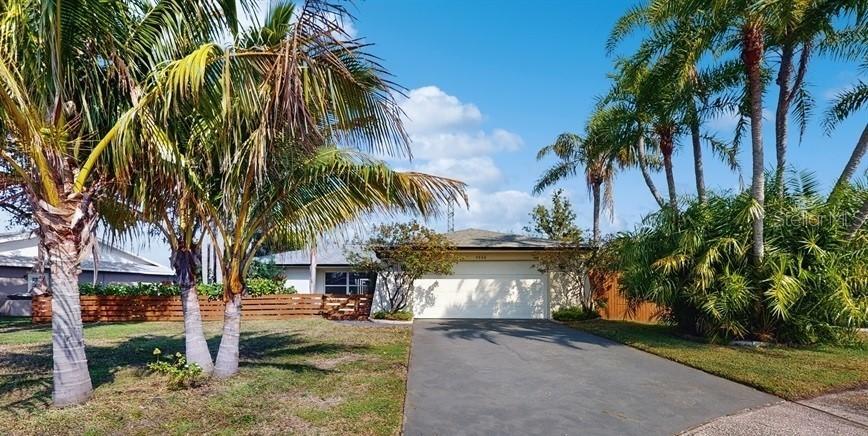 2666 Red Oak Ct., Clearwater, FL 33761