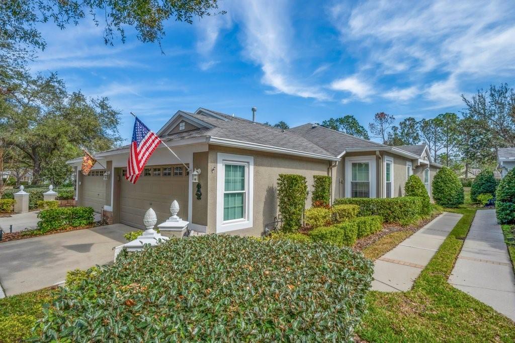 5718 Heronpark Pl., Lithia, FL 33547
