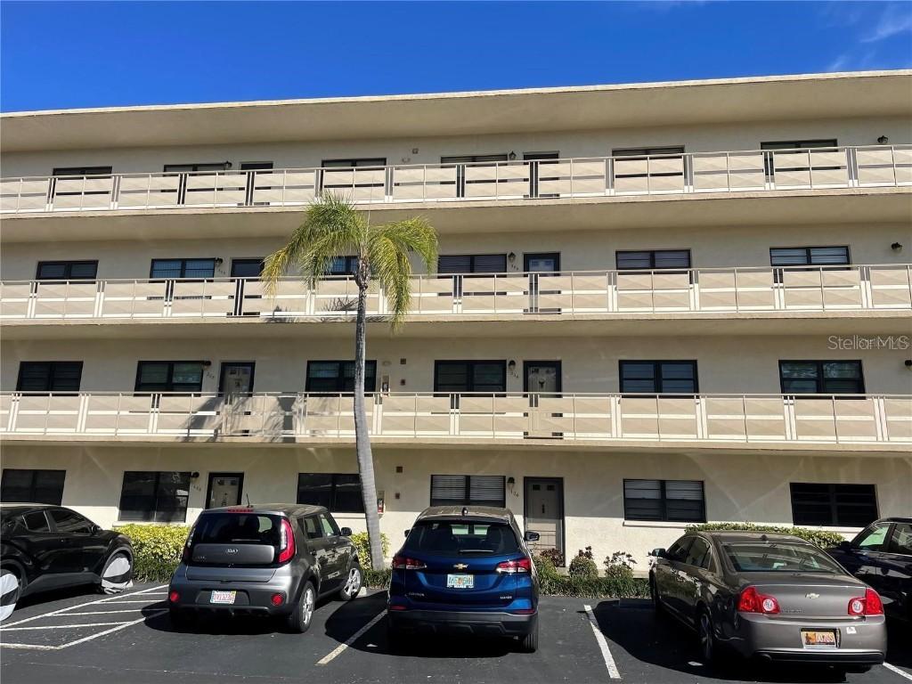 6070 80th St. #404, St Petersburg, FL 33709