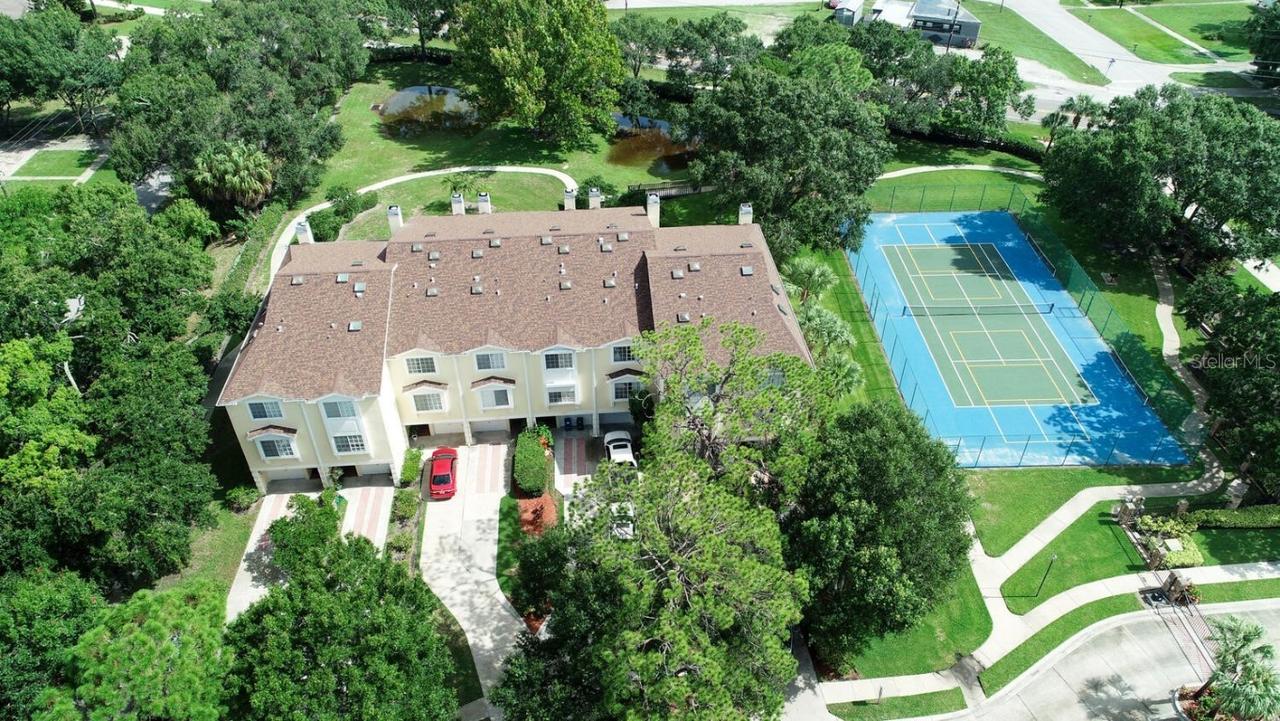 102 Brent Cir., Oldsmar, FL 34677