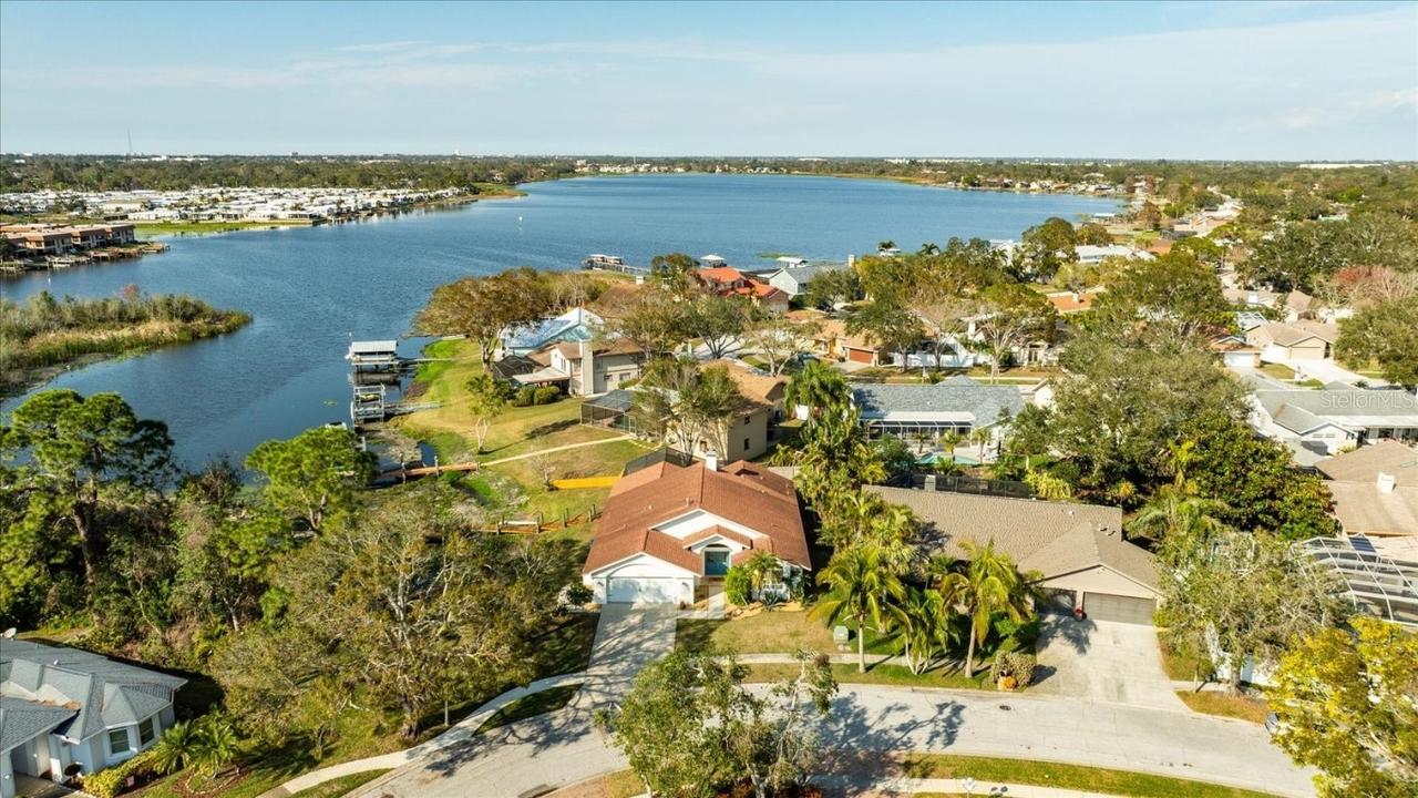 10562 99th St., Largo, FL 33773
