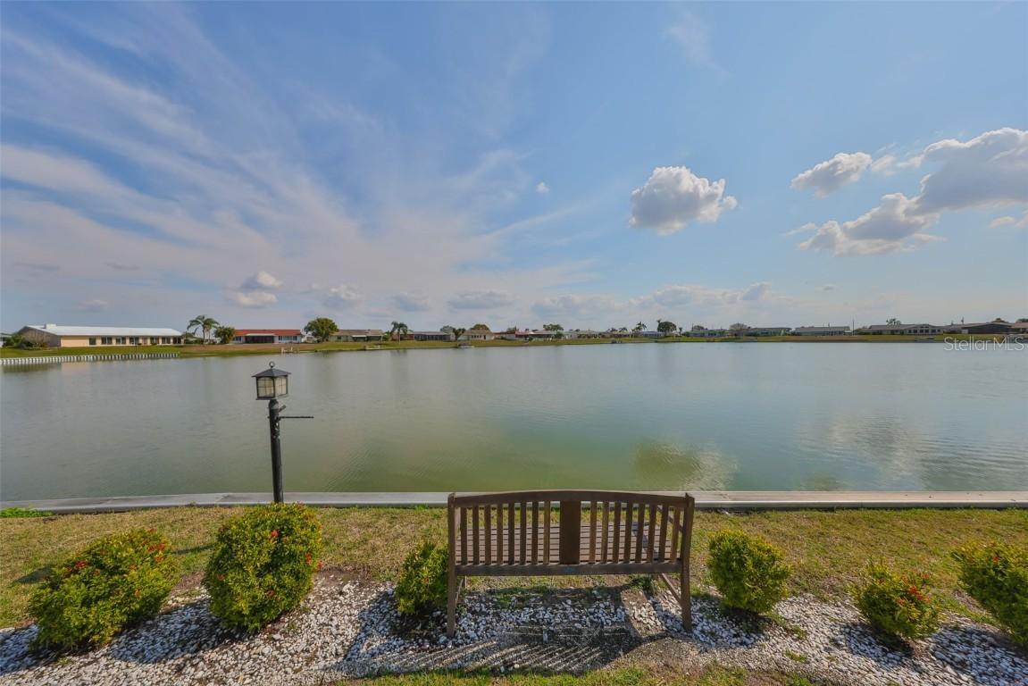 1509 Blackstone Cir., Sun City Center, FL 33573
