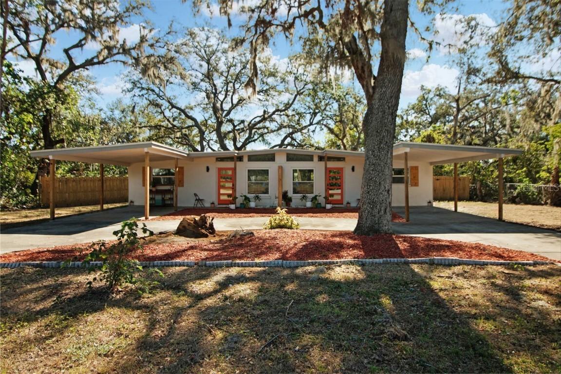 1217-1219 Lakeside Dr., Brandon, FL 33510