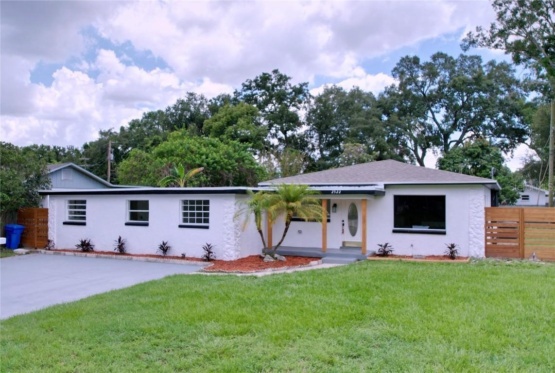 2522 W North St., Tampa, FL 33614