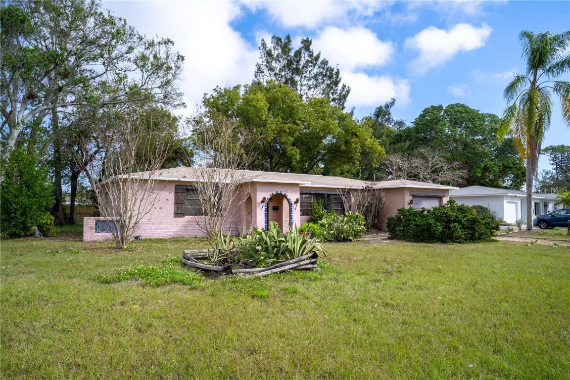 737 Bay Vista Blvd., St Petersburg, FL 33705