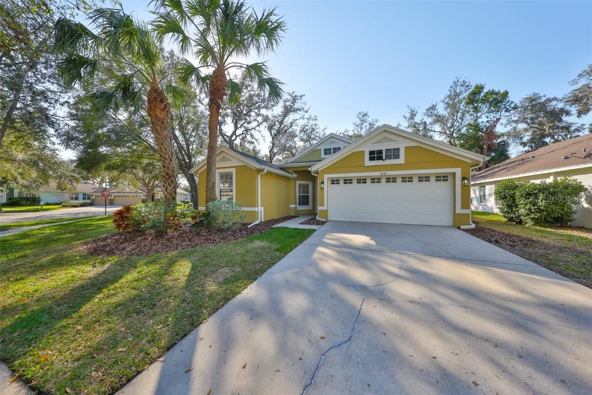 6125 Gannetwood Pl., Lithia, FL 33547
