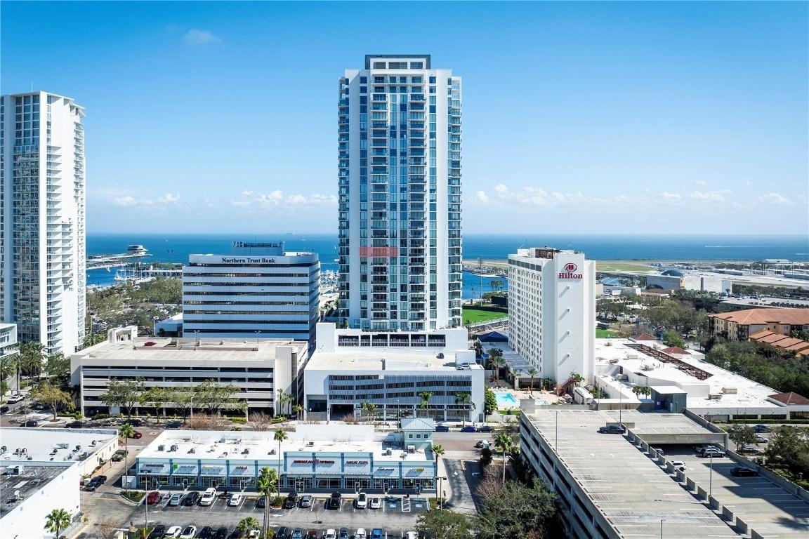 301 1st St. #1605, St Petersburg, FL 33701