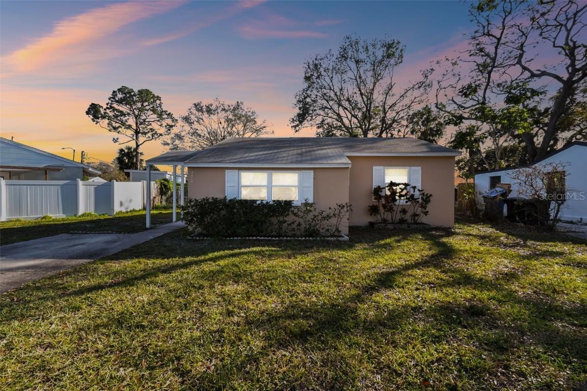 270 41st Ave., St Petersburg, FL 33704