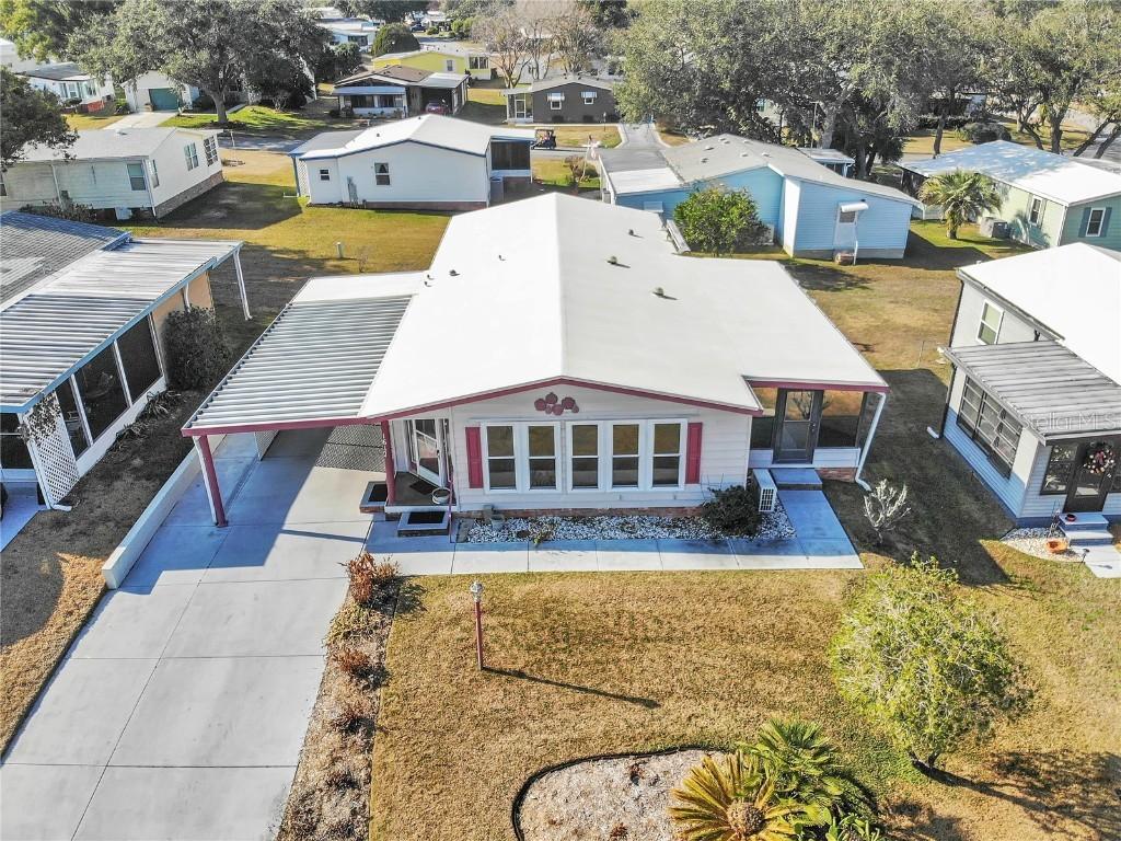 1612 Cog Hill Dr., Lady Lake, FL 32159