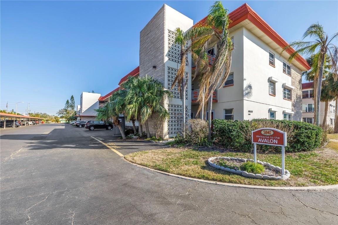 5840 30th Ave. #208, Gulfport, FL 33707
