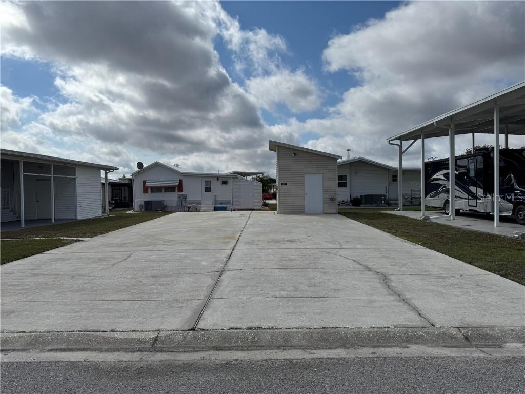 4851 Baker Ave. #lot 190, Zephyrhills, FL 33541