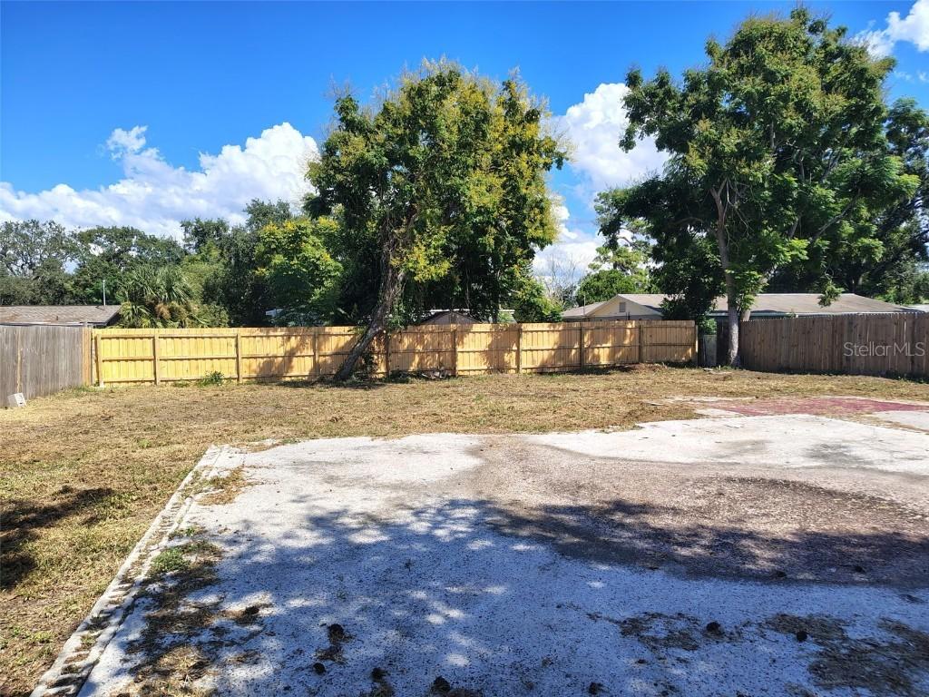 2046 Calusa Tr., Holiday, FL 34690