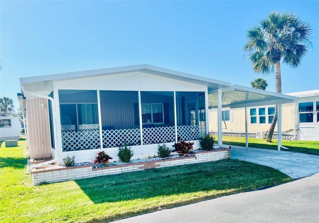 2094 Gondola Dr. #145, Sarasota, FL 34238