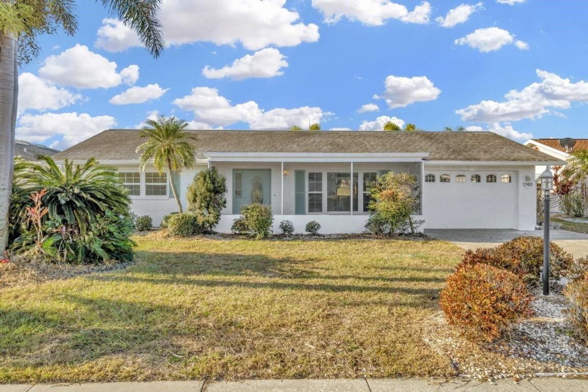 1740 Coco Palm Cir., Sun City Center, FL 33573