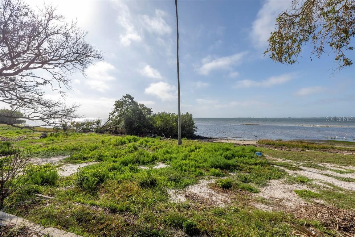 2028 Blossom Way, St Petersburg, FL 33712