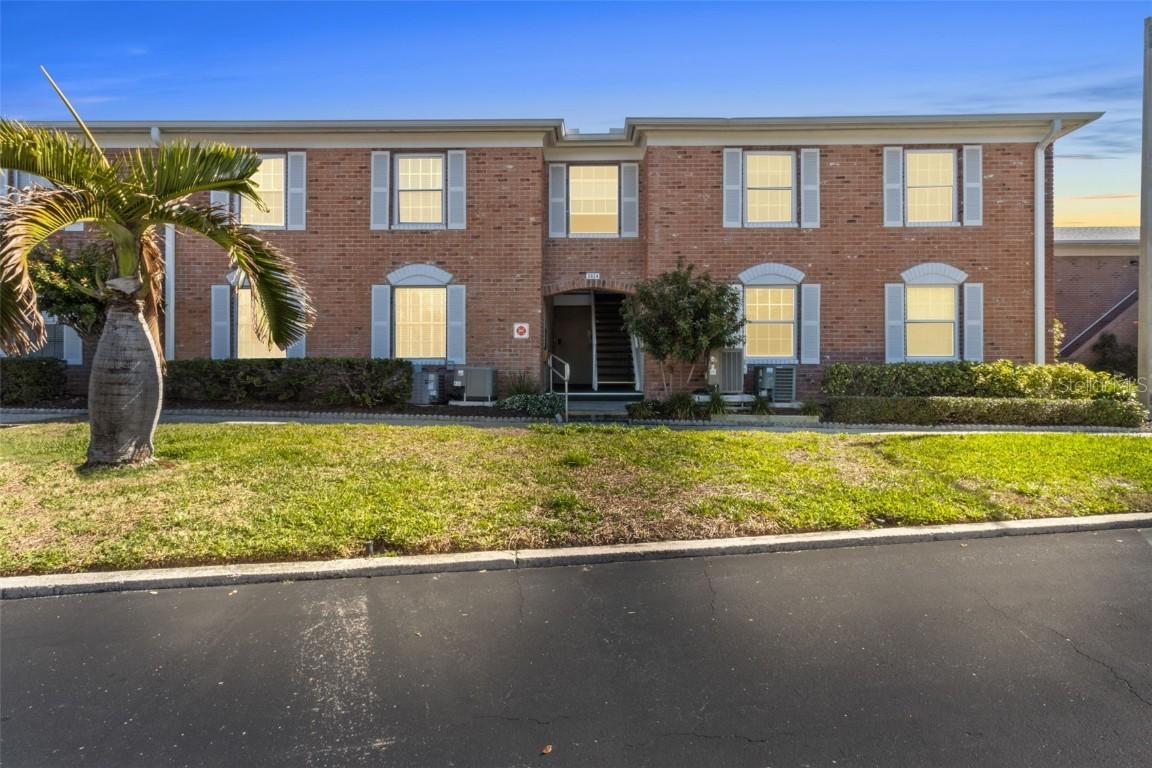 3824 37th St. #65, St Petersburg, FL 33711