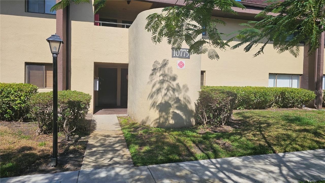 10775 Village Club Cir. #103, St Petersburg, FL 33716