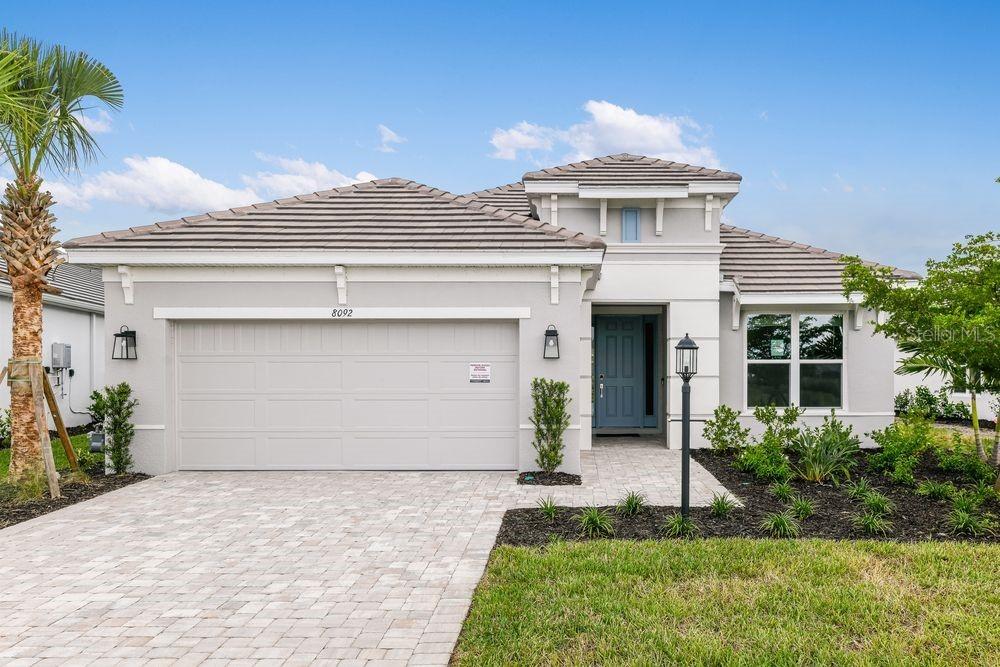 8092 Moonbeam Ave., Sarasota, FL 34241