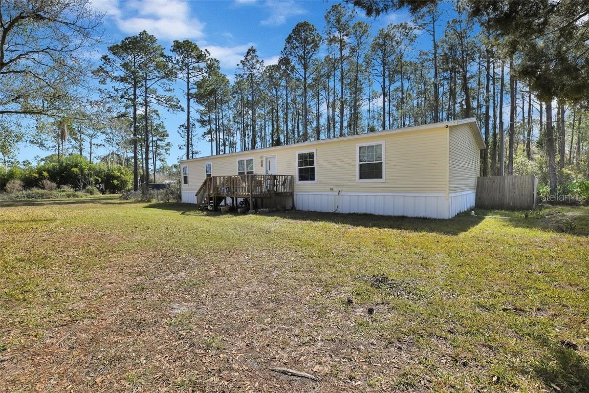 24 Lois Ave., Inglis, FL 34449