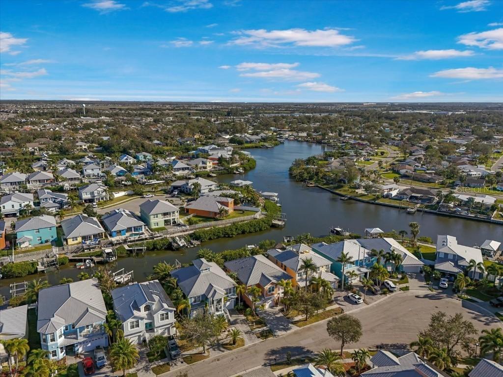 6411 Grenada Island Ave., Apollo Beach, FL 33572