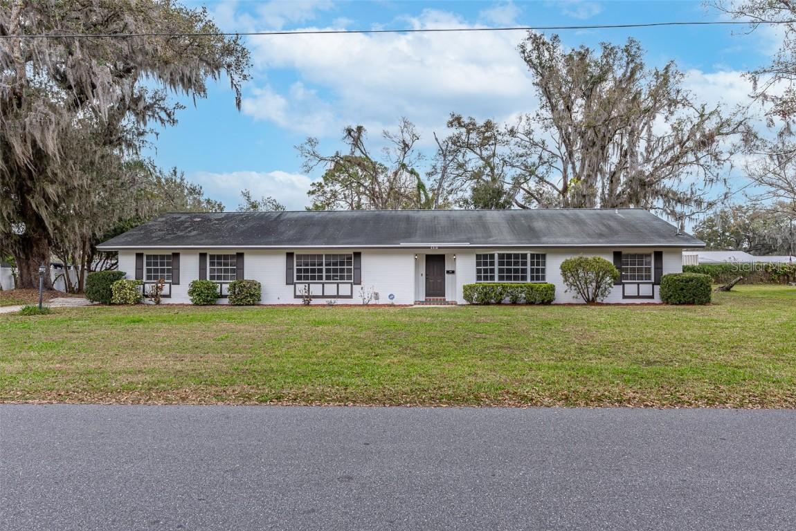 1310 Oakdale St., Plant City, FL 33563
