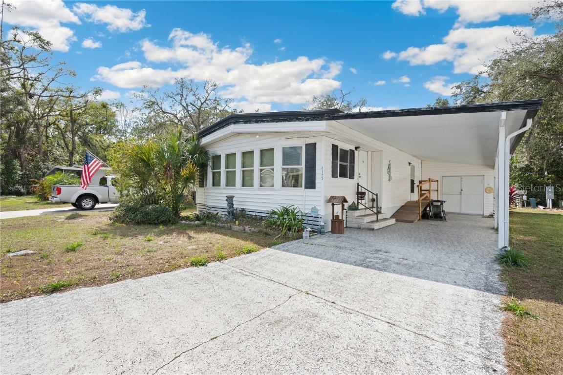 5125 Jo St., Zephyrhills, FL 33542