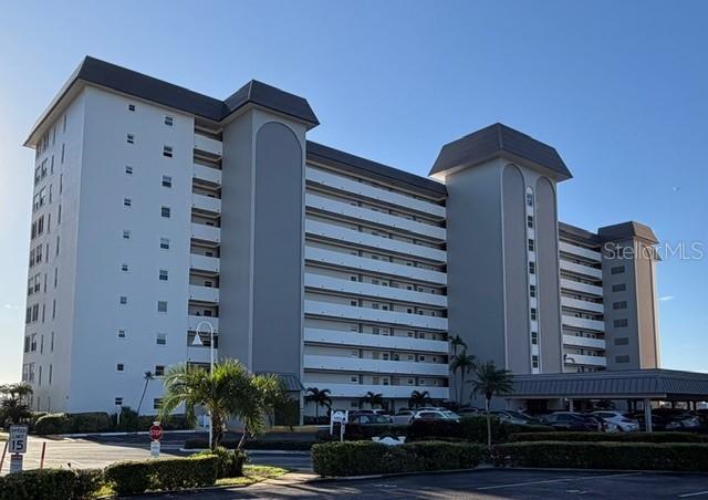 5130 Brittany Dr. #201, St Petersburg, FL 33715