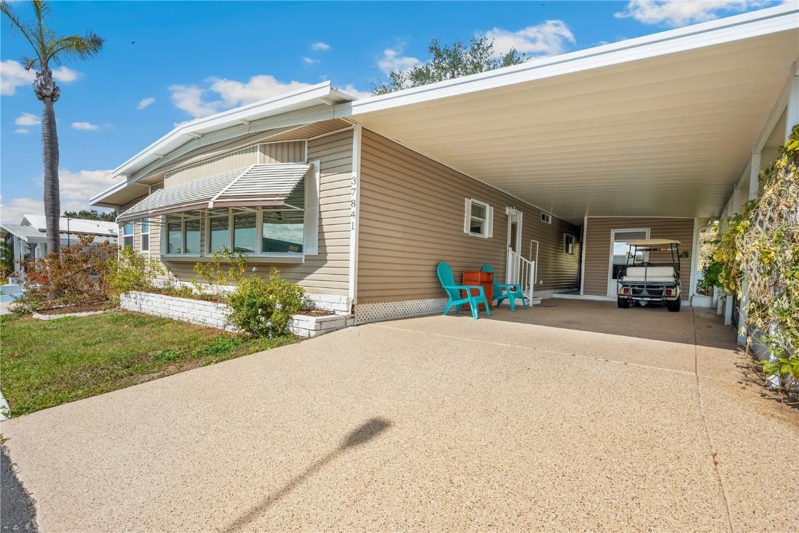 37841 Mission Hills Ave., Zephyrhills, FL 33541