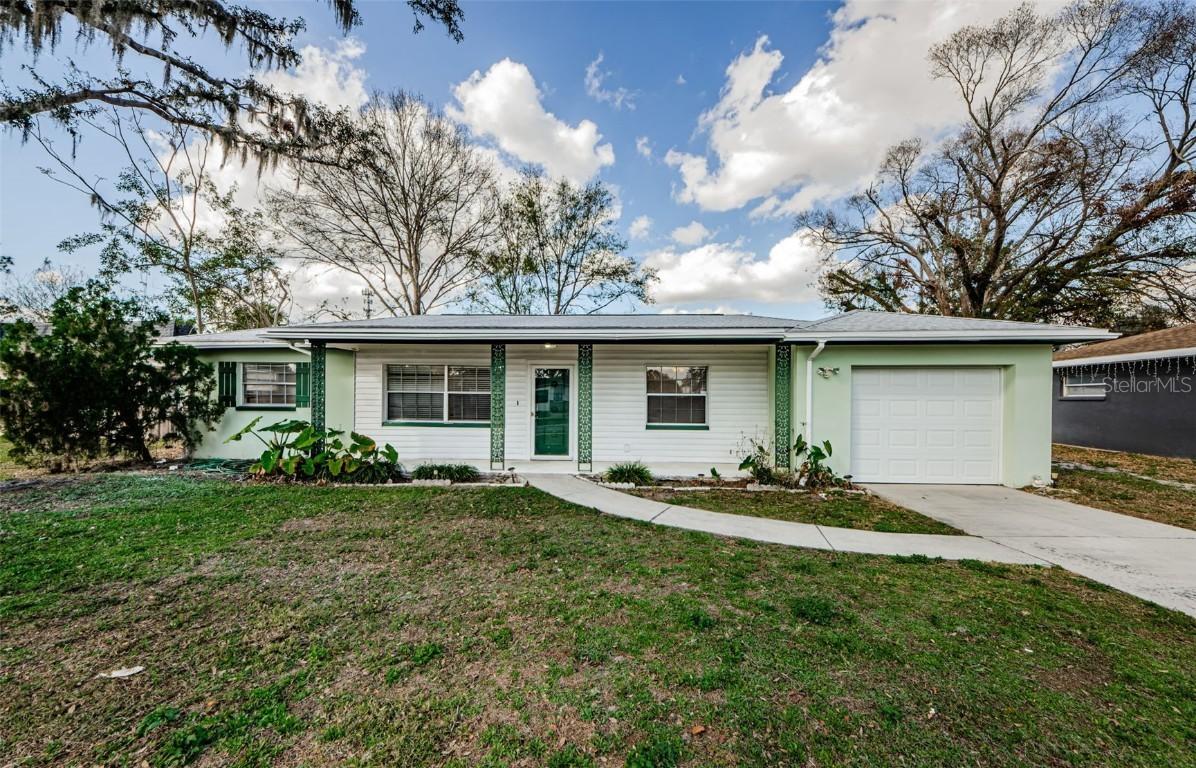 1004 Hallwood Loop, Brandon, FL 33511