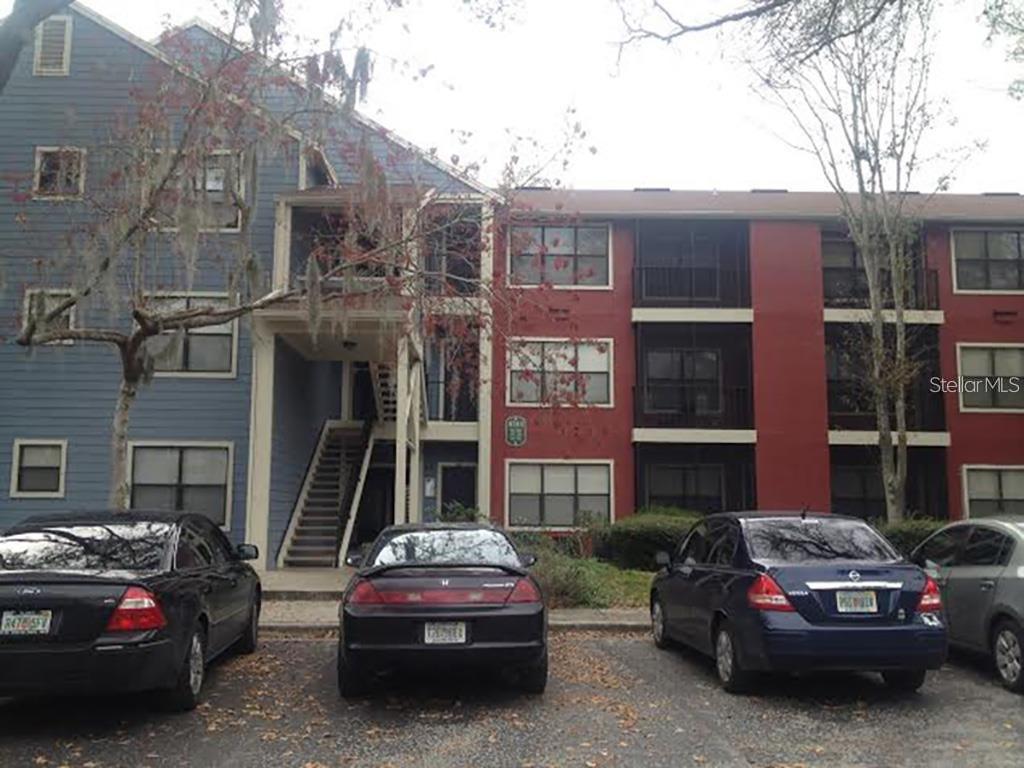 8753 Kauai Ct. #301, Tampa, FL 33614