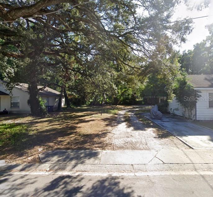 Bishop Eddie Newkirk Way, Tampa, FL 33605