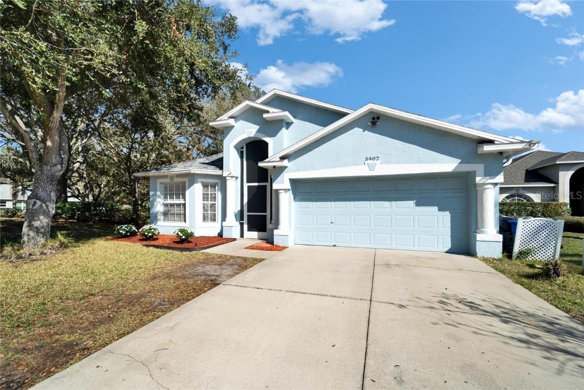 3902 Ixora Ct., Riverview, FL 33578