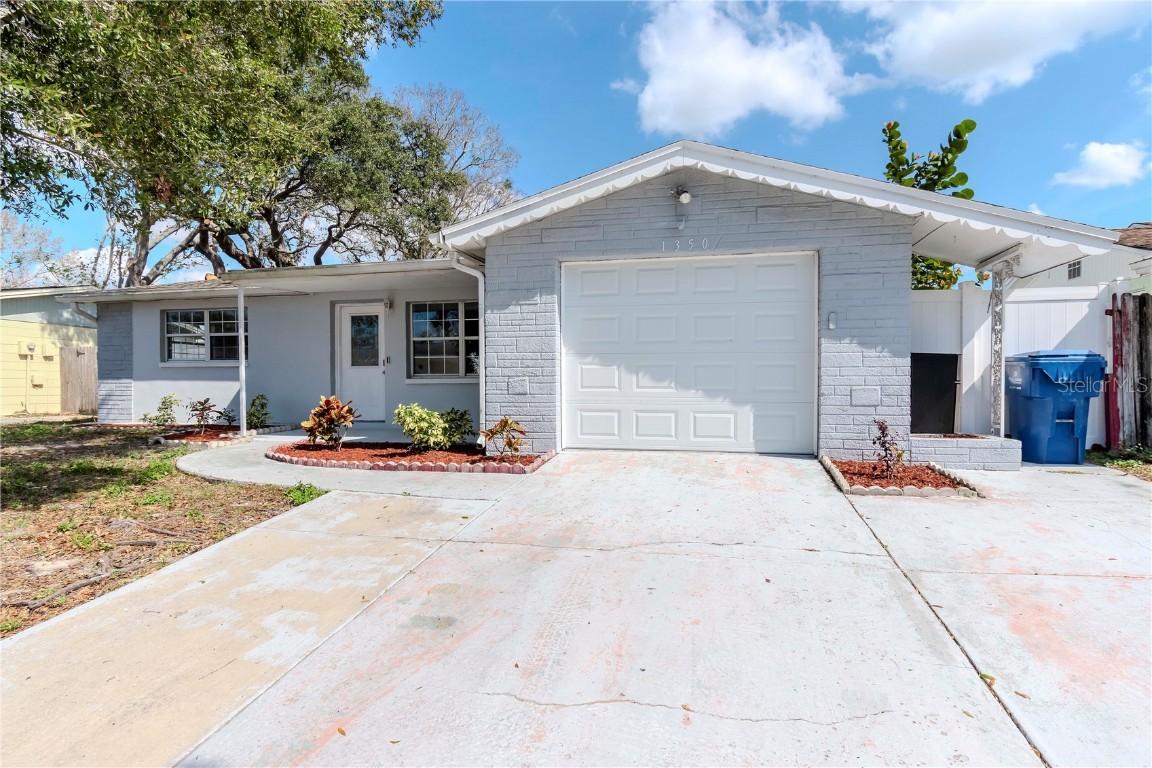 1350 Brixton Ln., Holiday, FL 34691