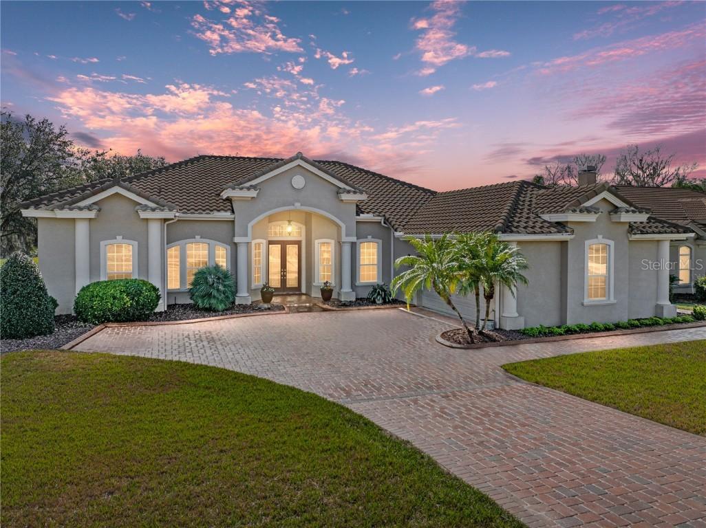13854 Thoroughbred Dr., Dade City, FL 33525