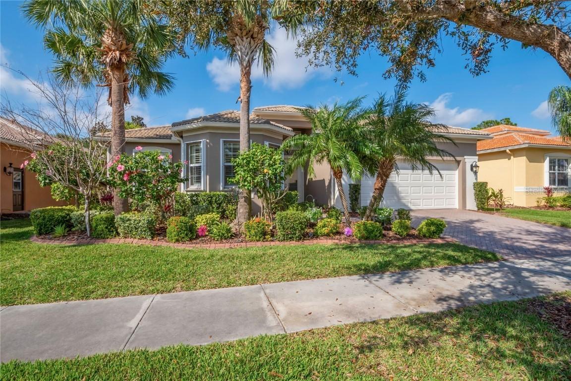 4946 Sapphire Sound Dr., Wimauma, FL 33598