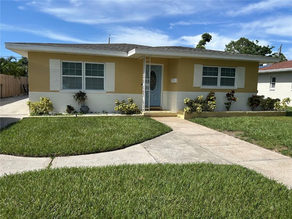 6537 8th Ave., St Petersburg, FL 33710