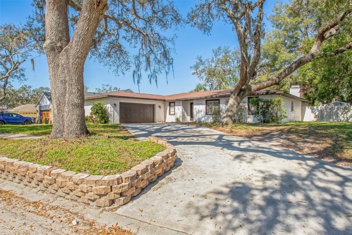 5202 Cumberland Dr., Tampa, FL 33617