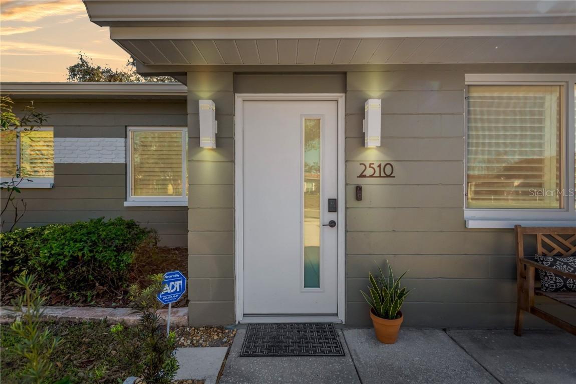 2510 Chapel Way, Tampa, FL 33618