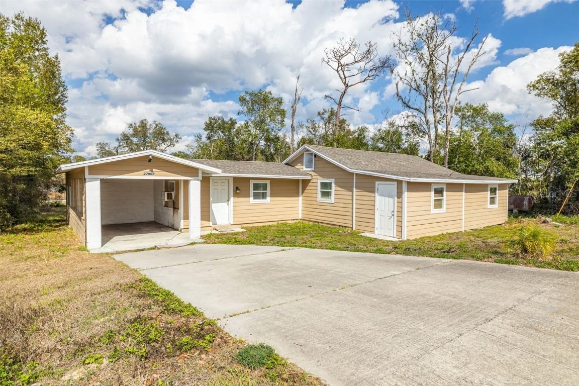 37907 Clinton Ave., Dade City, FL 33525
