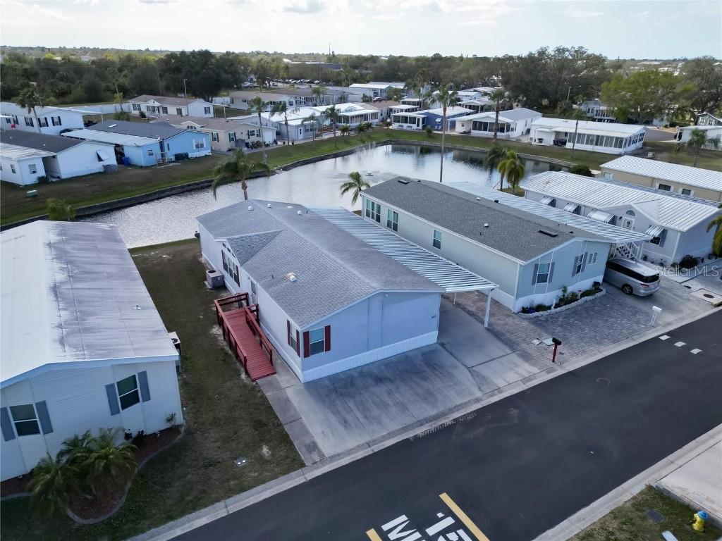 222 N Saint George Cir., Apollo Beach, FL 33572