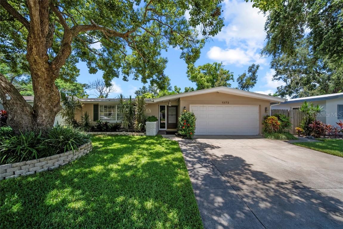 1372 S Hillcrest Ave., Clearwater, FL 33756