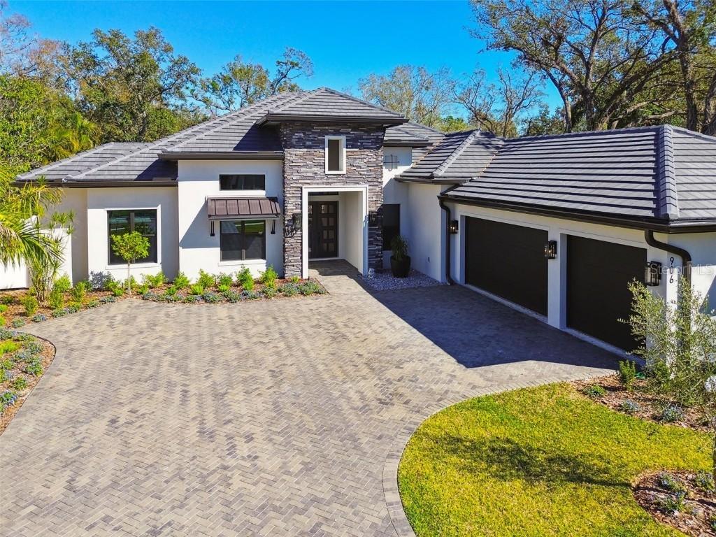 906 S Sterling Ave., Tampa, FL 33629