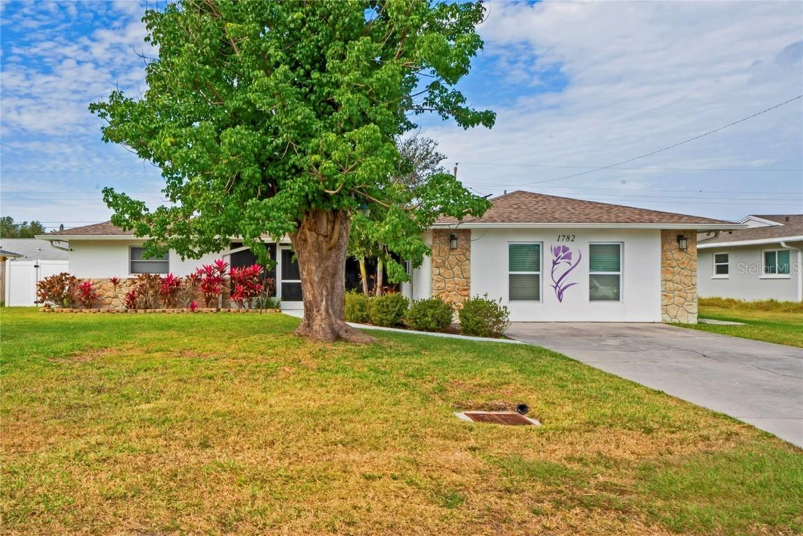 1782 Coconut Dr., Venice, FL 34293