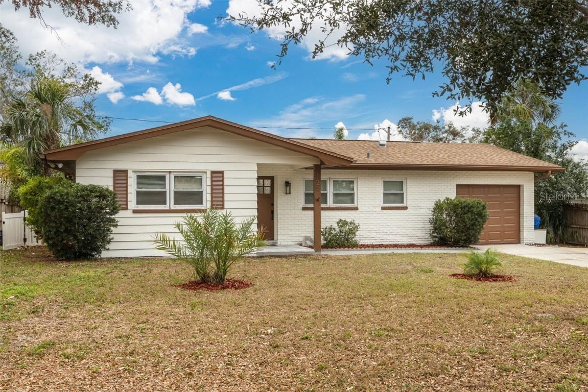 121 Shirley Dr., Largo, FL 33770