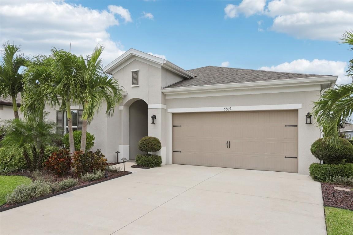 5809 Silver Sun Dr., Apollo Beach, FL 33572